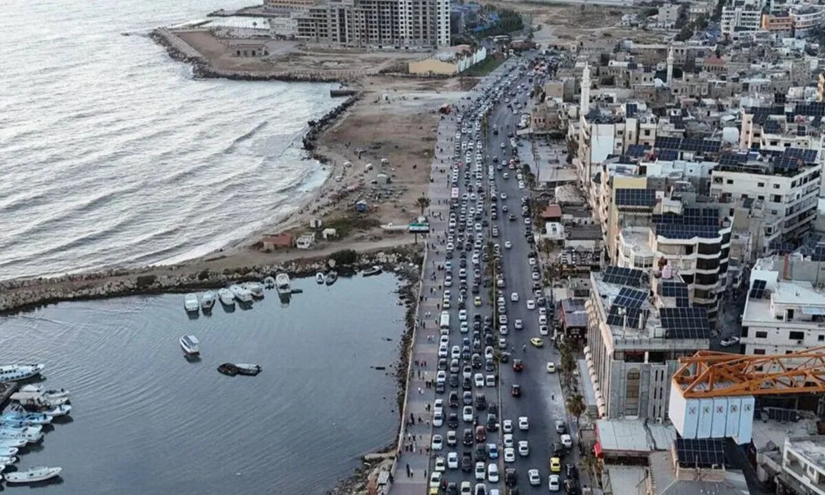 تراخيص موسمية على شواطئ سوريا: الحكومة تفتح باب الاستثمار مع وعود بتخصيص أغلبية المساحات للمواطنين