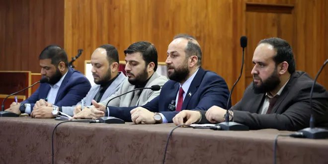 وزير الإعلام يتفقد العمل الإعلامي في القنيطرة ويؤكد على الشفافية ودعم الكوادر