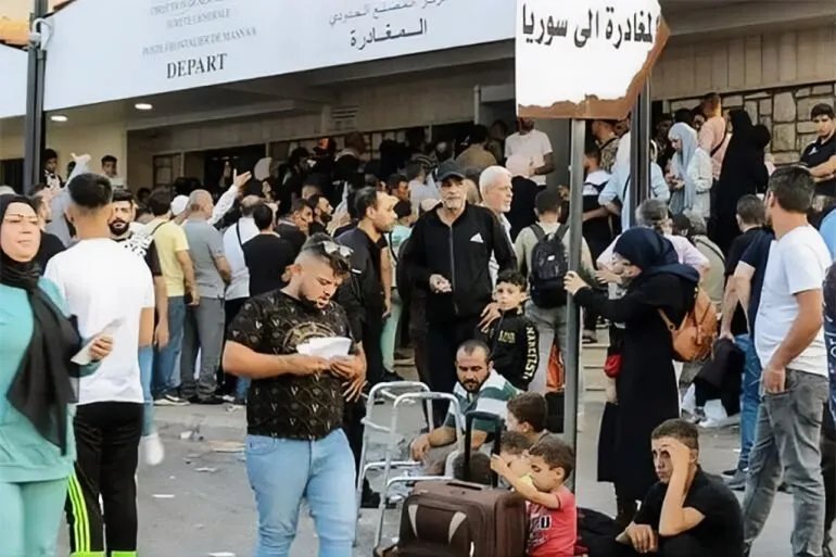 هيومن رايتس ووتش: العائدون من لبنان إلى سوريا يواجهون اعتقالات وتعذيباً ومخاطر مميتة