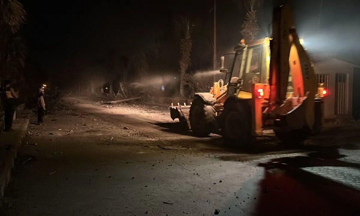 تصعيد جنوب سوريا: قصف إسرائيلي على ريف درعا ردًا على صواريخ الجولان