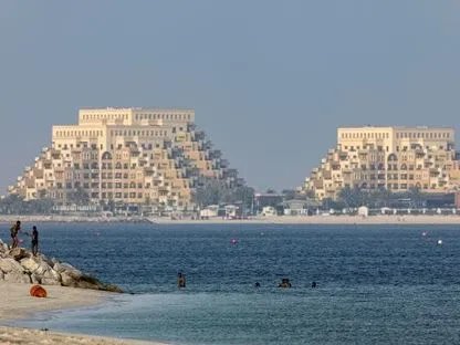 ريكسوس تستثمر 3 مليارات دولار في مشروع سياحي ضخم بقطر: فنادق فاخرة وترفيه عالمي