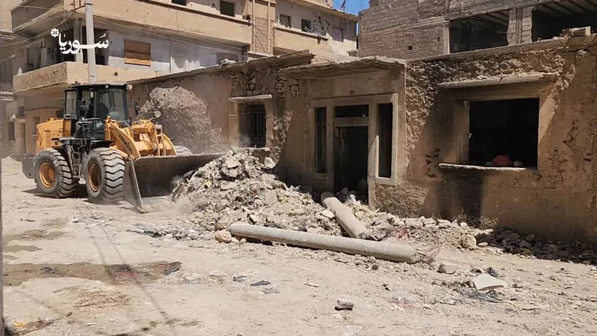 دير الزور تنتفض: حملة واسعة لإزالة آثار الحرب وفتح الطرقات رغم التحديات