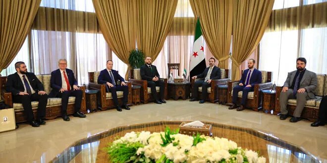 وزير الخارجية السوري يبحث تعزيز العلاقات الثنائية مع وفد صربي رفيع المستوى