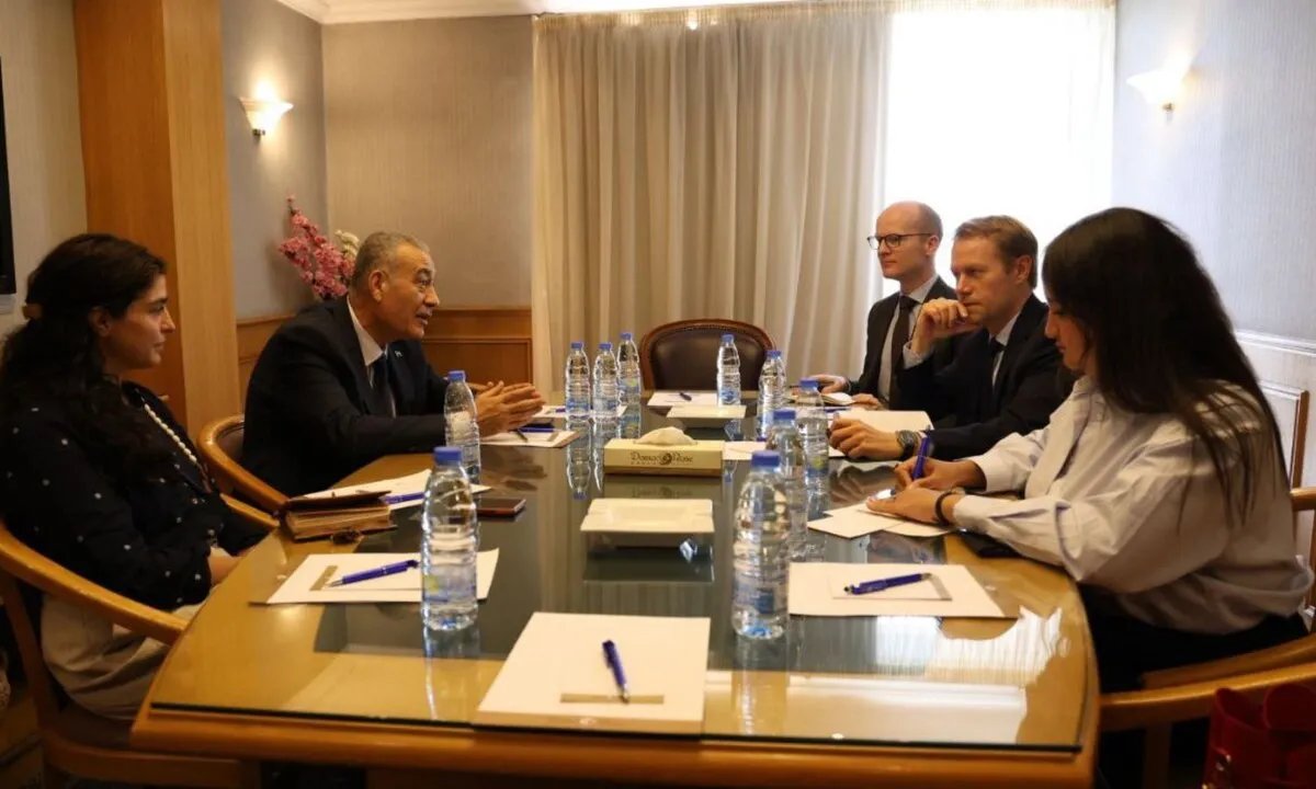 فرنسا تدعم جهود "هيئة العدالة الانتقالية" في سوريا: نحو تحقيق المساءلة والمصالحة