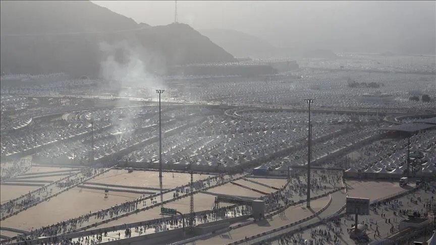 اكتمال وصول الحجاج إلى مشعر منى إيذانًا ببدء مناسك الحج