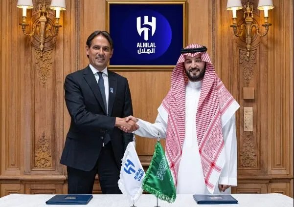 رسميًا: الهلال السعودي يتعاقد مع الإيطالي إنزاجي لقيادة الفريق