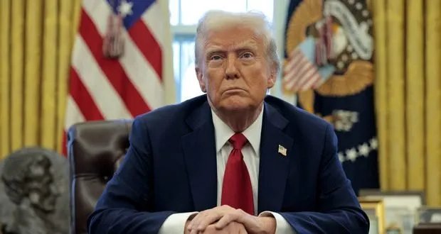 تطور مفاجئ: ترامب يرفع اسم سوريا من قائمة حظر السفر إلى أمريكا