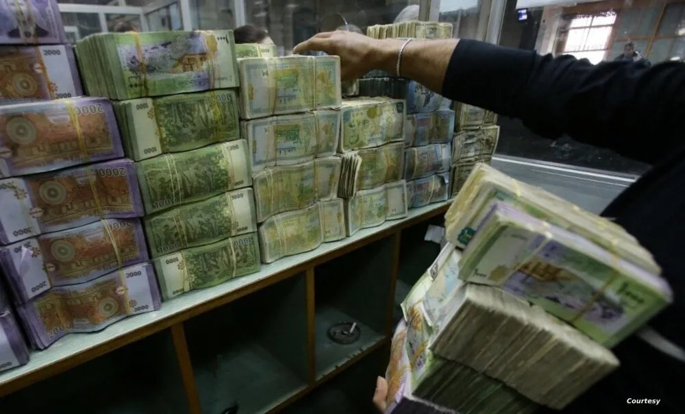 تسهيل صرف الرواتب: افتتاح بيئة عمل لحسابات الوحدات الإدارية بالحسكة في مصرف دير الزور المركزي