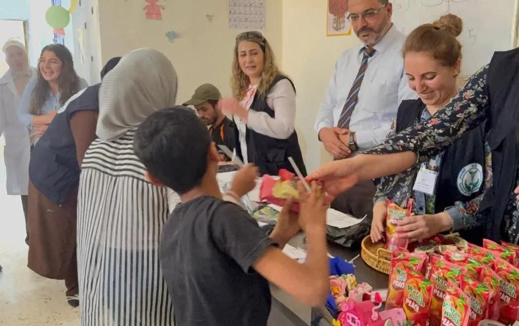 الحسكة: مبادرات خيرية تبهج قلوب الأطفال والأسر المهجرة في عيد الأضحى