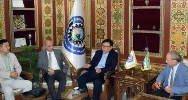 سوريا والصين تبحثان آليات استثمار صينية في المناطق الحرة بعدرا وحسياء