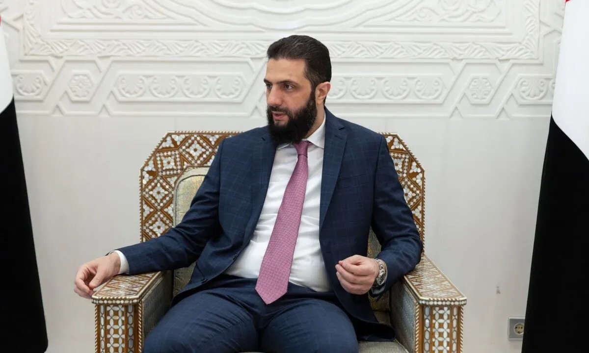 مرسوم رئاسي يعيد 63 قاضيًا معزولًا إلى العمل في سوريا: خطوة نحو إصلاح القضاء؟