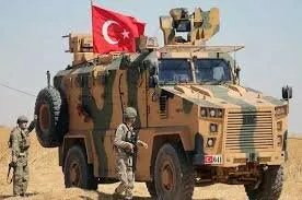 تركيا تصعّد قصفها الجوي والمدفعي على مواقع قسد شمال سوريا ردًا على هجوم أنقرة