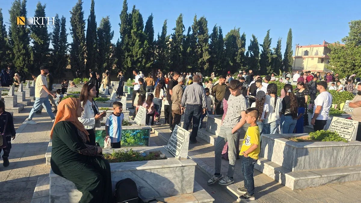 الدرباسية: الأهالي يحيون ذكرى أحبائهم بزيارة مزار الشهيد رستم جودي في عيد الأضحى