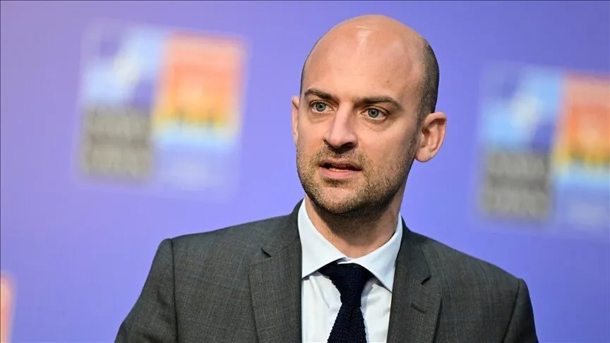 فرنسا تعلن عزمها الاعتراف بدولة فلسطين وتضع شروطًا لتحقيق ذلك