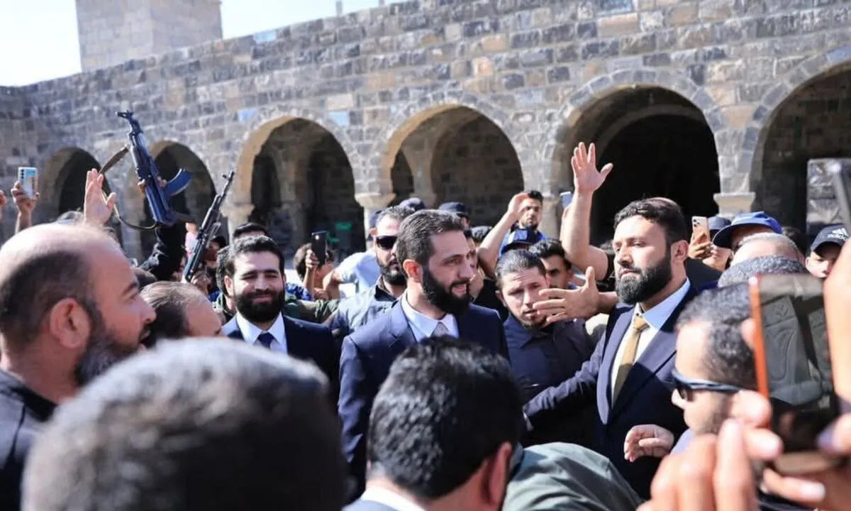 أحمد الشرع يزور درعا في أول أيام عيد الأضحى وسط إجراءات أمنية مشددة