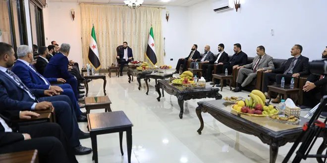 الرئيس الشرع يبحث تطوير درعا مع المسؤولين المحليين