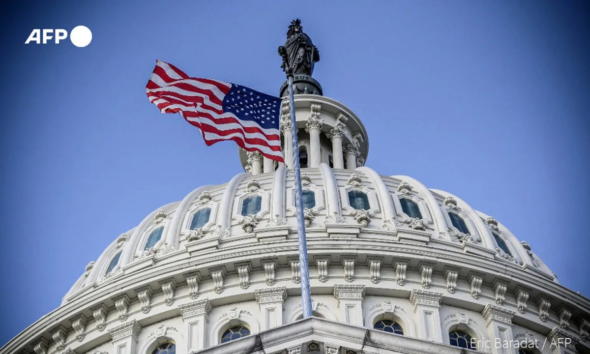 مجلس الشيوخ الأمريكي يرفع اسم سوريا من قائمة "الدول المارقة": ما دلالات القرار؟