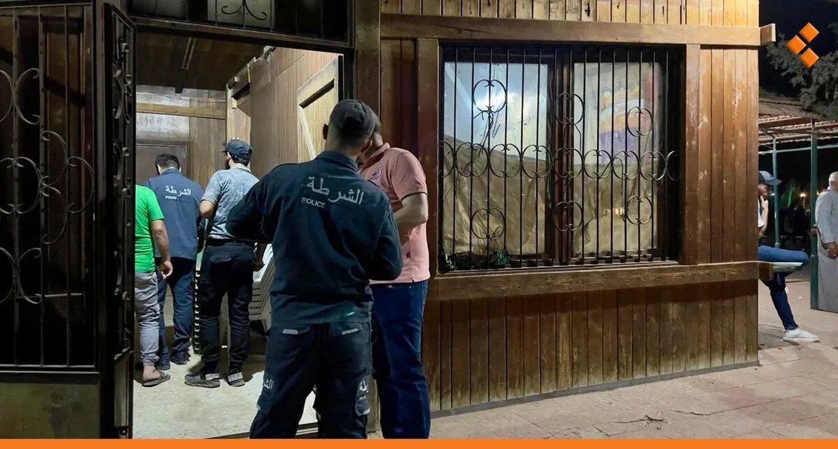 محافظ حماة يغلق كافيتريا تقدم الأركيلة للأطفال خلال جولة تفتيشية