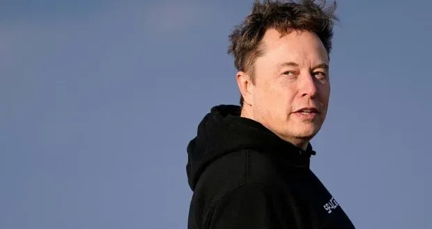 تقرير يكشف: شجار عنيف بالأيدي بين إيلون ماسك ووزير الخزانة الأمريكي في البيت الأبيض!