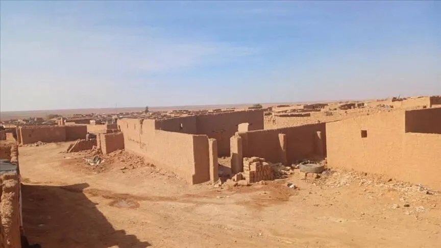 إغلاق مخيم الركبان: نهاية فصل مؤلم في معاناة النازحين السوريين