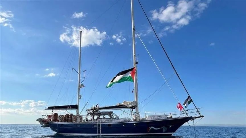 الجيش الإسرائيلي يقتحم سفينة "مادلين" المتجهة إلى غزة واعتقال ناشطين