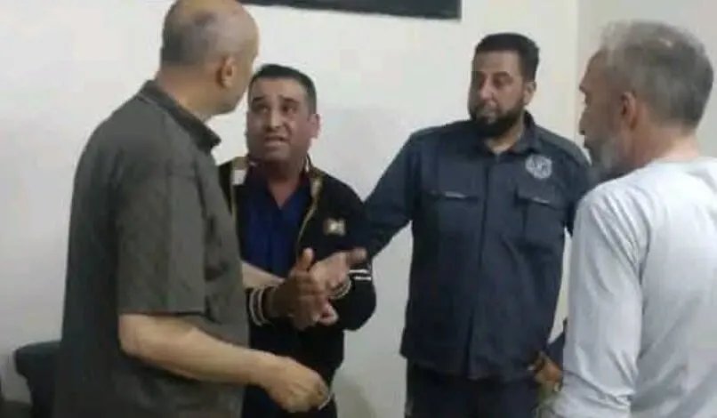 جريمة تهز سوريا: القبض على عمّ يعذّب ابن أخيه اليتيم بوحشية في حماة