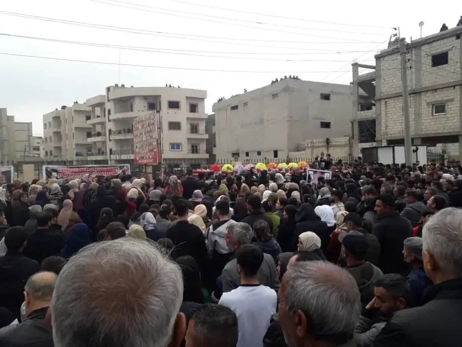 مأساة في سوريا: غارة مدعومة تركياً تودي بحياة عائلة كردية بأكملها بينهم 7 أطفال