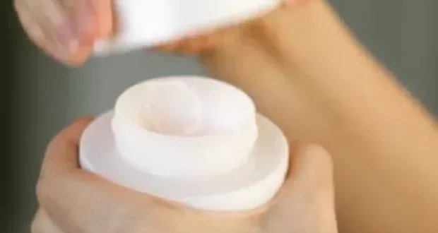 مخاطر خفية في مستحضرات التجميل اليومية: الفورمالديهايد يهدد صحتكِ