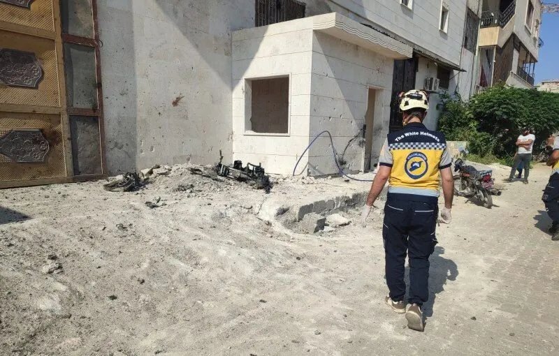 طائرة مسيّرة تقتل شخصين في ريف إدلب الشمالي: تصاعد الهجمات يثير القلق