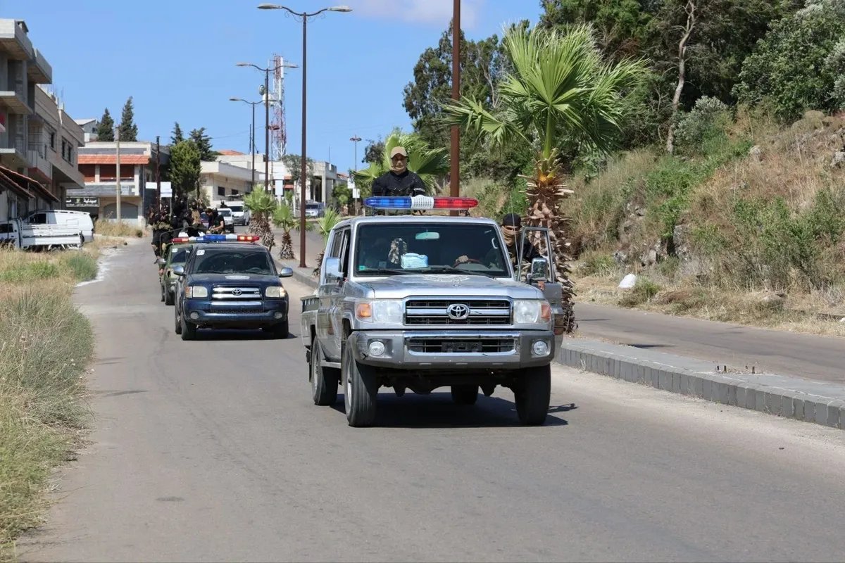 عملية أمنية نوعية في ريف حمص: ضبط مستودع أسلحة واعتقال مطلوبين خطرين