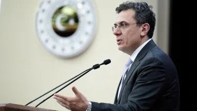 تركيا تكثف مساعيها لدعم نظام الأسد وتنتقد العقوبات الغربية