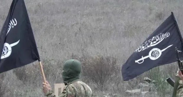 التحالف الدولي يستأنف غاراته في إدلب: هل تتصاعد المخاوف من عودة التنظيمات الجهادية؟