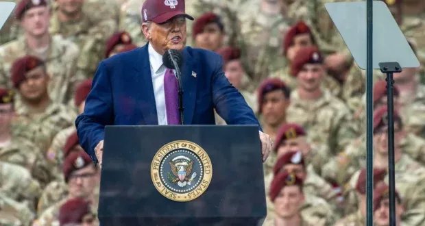 ترامب يتوعد "بتحرير" لوس أنجلوس بعد فرض حظر التجول الليلي بسبب احتجاجات الهجرة