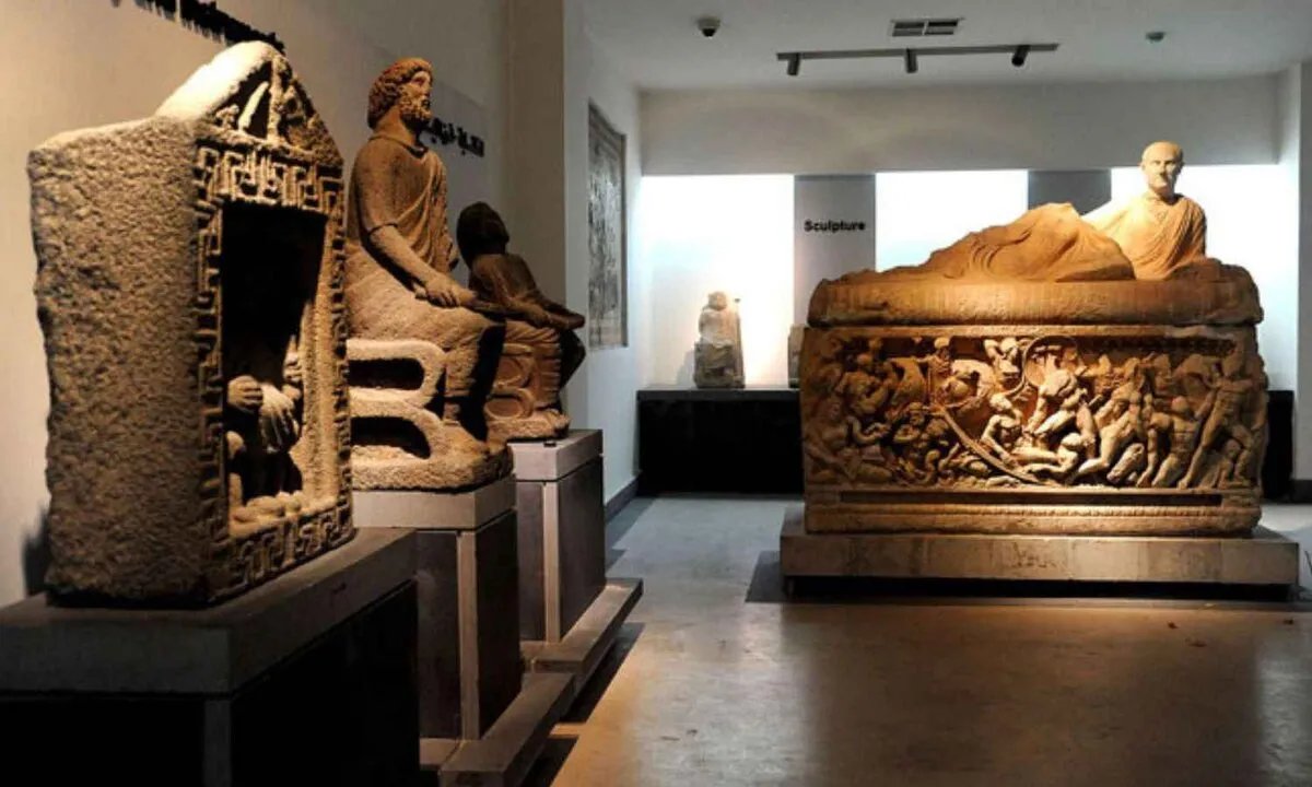 بعد 14 عامًا من الانقطاع: اليونسكو تستأنف أنشطتها في سوريا بمبادرة لإعادة تأهيل المتحف الوطني بدمشق