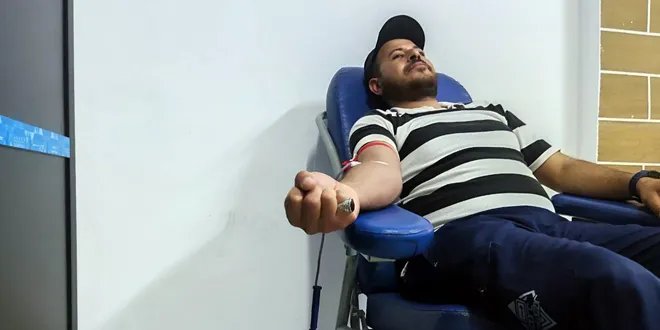 دير الزور: حملة تبرع بالدم بمشاركة 90 متطوعاً لسد حاجة المشافي
