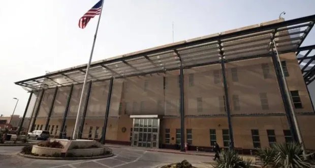 تحسباً لتصاعد التوتر: السفارة الأمريكية في بغداد تستعد لإخلاء تدريجي