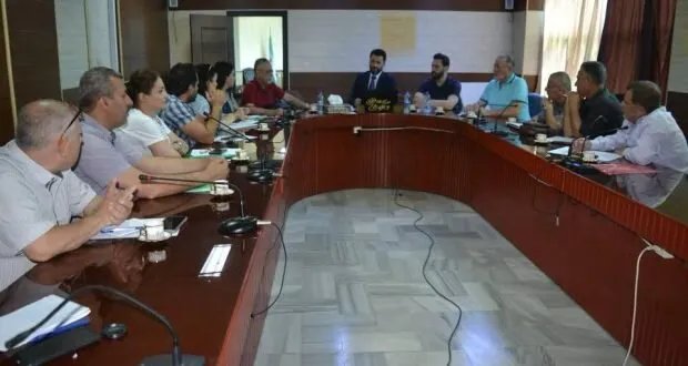 طرطوس: مدير الصحة يناقش تحسين الأداء وتحديات العمل مع رؤساء المناطق الصحية