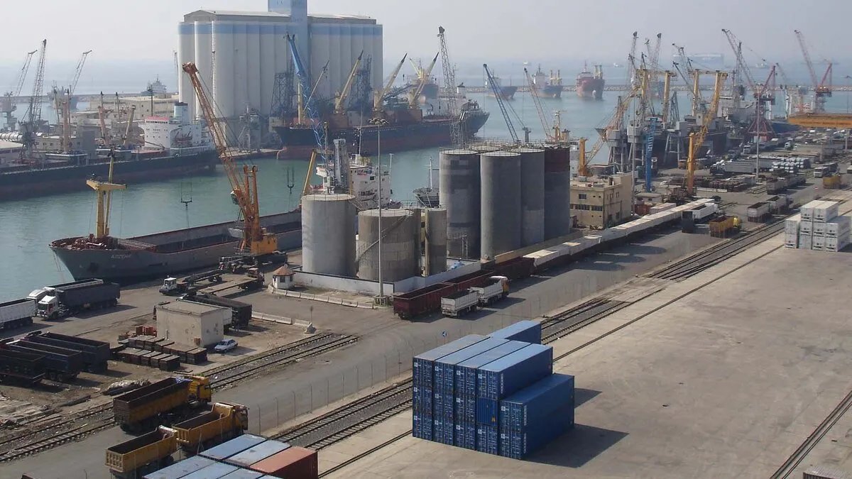 أكبر شحنة زيت نخيل منذ سنوات: 40 ألف طن تصل إلى مرفأ طرطوس