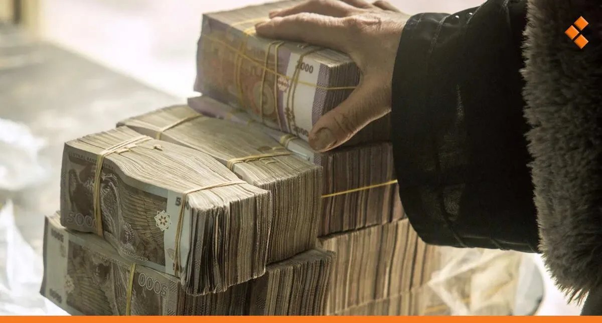 هبوط حاد لليرة السورية أمام الدولار والذهب يرتفع.. آخر تحديثات الأسعار