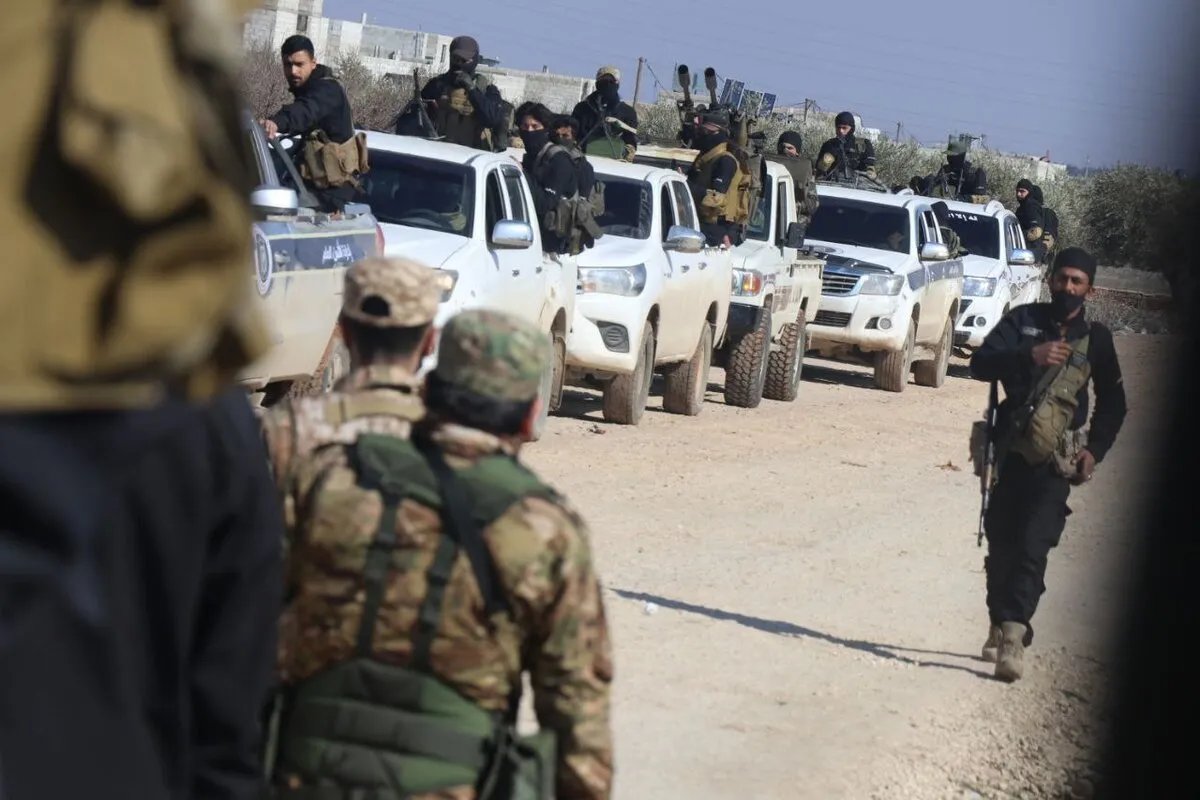 إصابات في صفوف الأمن العام السوري بهجوم مسلح في ريف درعا واشتباكات عنيفة تندلع