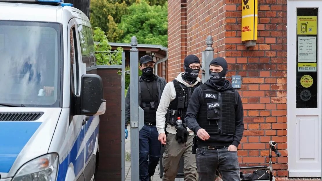 تقرير استخباراتي يكشف: تصاعد مقلق لتطرف الشباب في ألمانيا.. اليمين واليسار والإسلام السياسي في دائرة الخطر