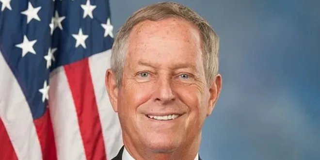 نائب جمهوري بالكونغرس يسعى لإلغاء "قانون قيصر".. هل تنجح المساعي؟