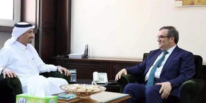 محافظ المركزي السوري والسفير القطري يبحثان تعزيز التعاون المالي والاقتصادي