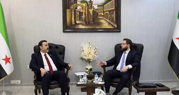 وزيرا التنمية الإدارية والتربية يناقشان خطط تطوير شاملة لوزارة التربية والتعليم