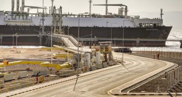 اتفاق تاريخي: الغاز القطري يضيء سماء سوريا عبر الأردن.. استثمار استراتيجي وفرص واعدة