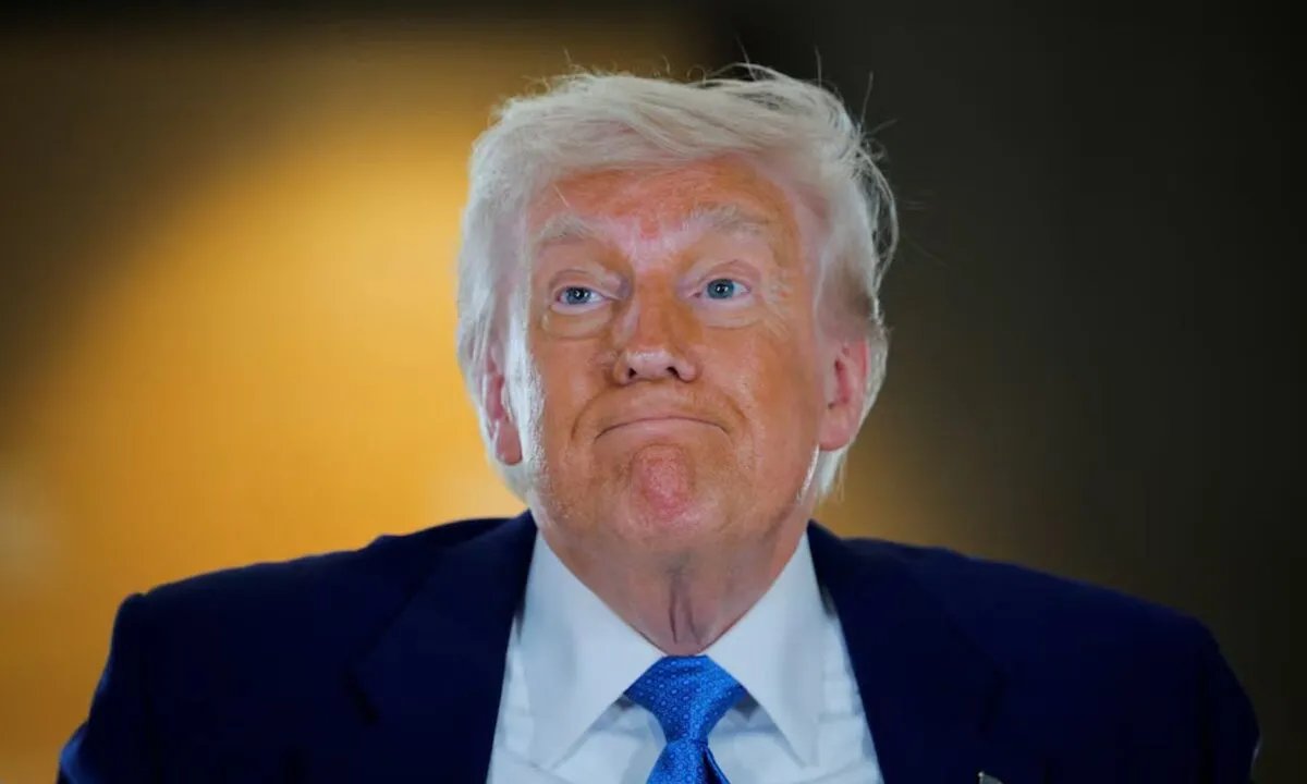 ترامب يحذر إيران: صفقة الآن أو مواجهة هجمات "أكثر وحشية" بعد الضربات الإسرائيلية