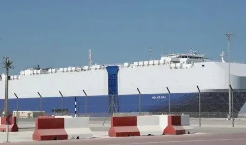 تحذيرات متزايدة للسفن وتوصيات بتجنب البحر الأحمر ومضيق هرمز بعد التوتر الإسرائيلي الإيراني