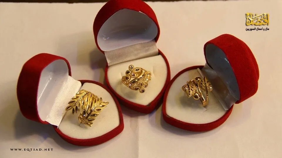 ارتفاع جنوني في أسعار الذهب بسوريا يتجاوز 55 ألف ليرة للغرام الواحد!