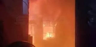 وفاة شخصين وتدمير منزل بحريق مأساوي في حي السويقة بدمشق