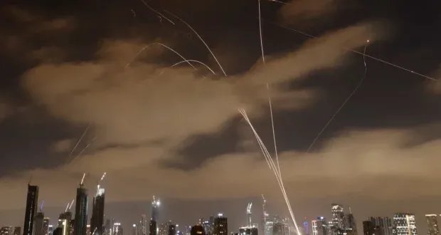 تصعيد خطير: ضربات إيرانية على إسرائيل تخلف 10 قتلى.. ورد إسرائيلي يستهدف طهران